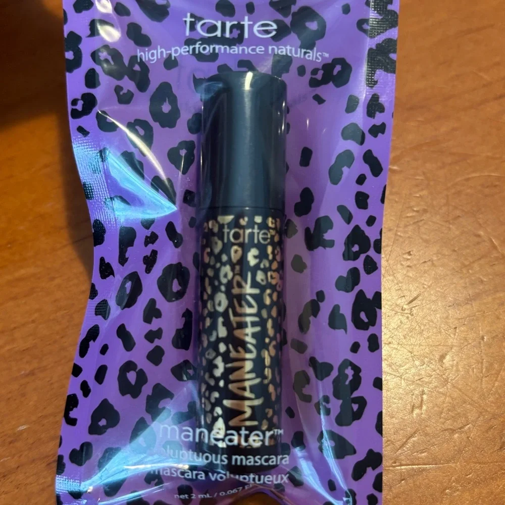 Tarte Maneater Voluptuous Mascara